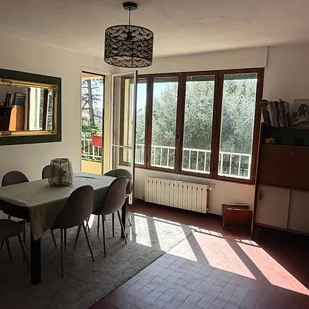 Bel Au Calme Et Tres Bien Situe ! Apartment *